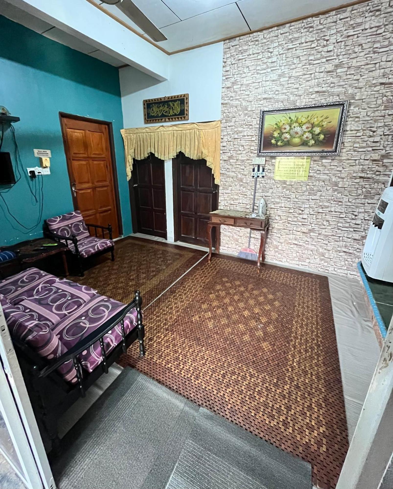 Roomstay Kuala Nerus Gated Parking - 6M To Beach & 15M To Drawbridge クアラ・トレンガヌ エクステリア 写真