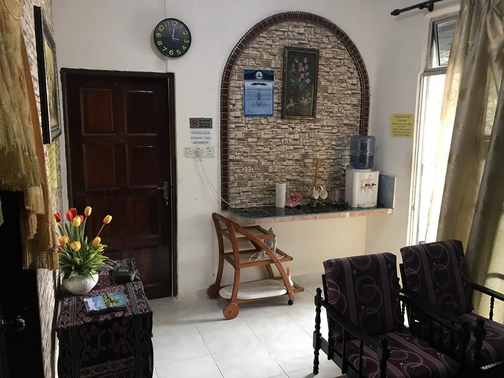 Roomstay Kuala Nerus Gated Parking - 6M To Beach & 15M To Drawbridge クアラ・トレンガヌ エクステリア 写真