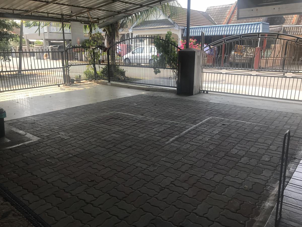 Roomstay Kuala Nerus Gated Parking - 6M To Beach & 15M To Drawbridge クアラ・トレンガヌ エクステリア 写真